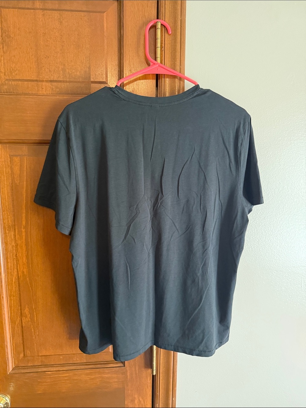 Vuori Black Short Sleeve Crew Tee - Picture 3 of 3